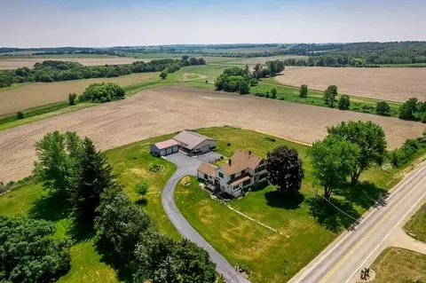 14775 Best Rd, Davis, IL 61019 photo 3
