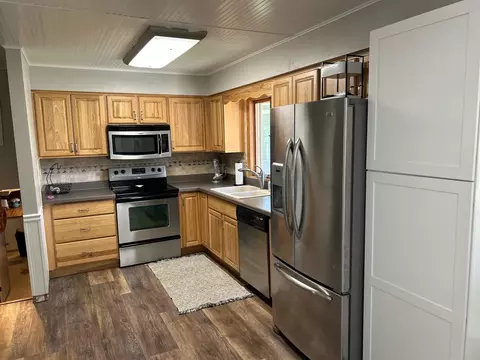 10401 Geneva Dr, Roscoe, IL 61073 photo 5
