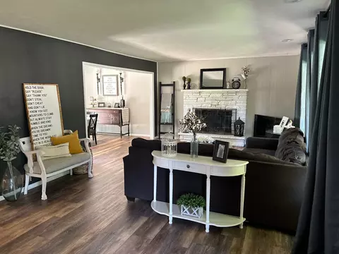 10401 Geneva Dr, Roscoe, IL 61073 photo 9