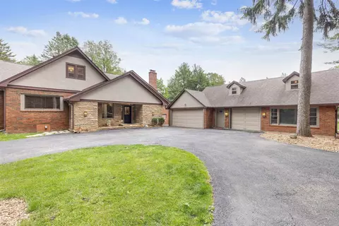 5605 Newburg Rd, Rockford, IL 61108
