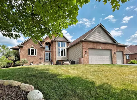 3903 Westlake Village Dr, Winnebago, IL 61088