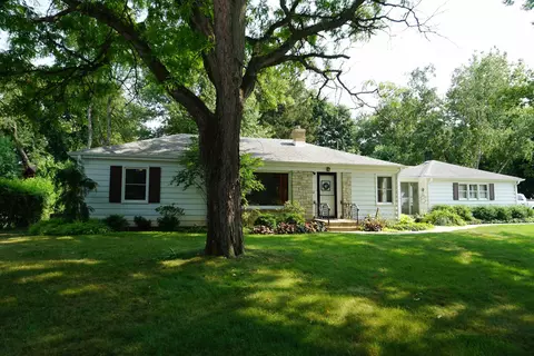 3611 Brookview Rd, Rockford, IL 61107