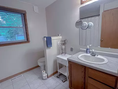 5473 Reimer Dr, Roscoe, IL 61073 photo 8