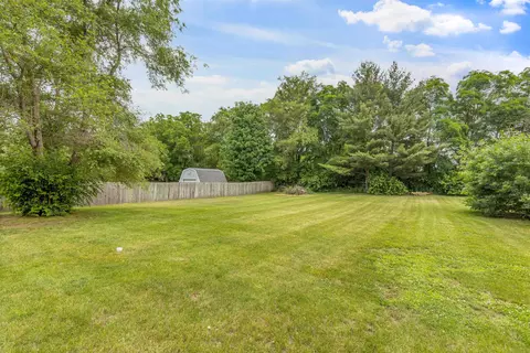 4606 Straw Ln, Roscoe, IL 61073 photo 15
