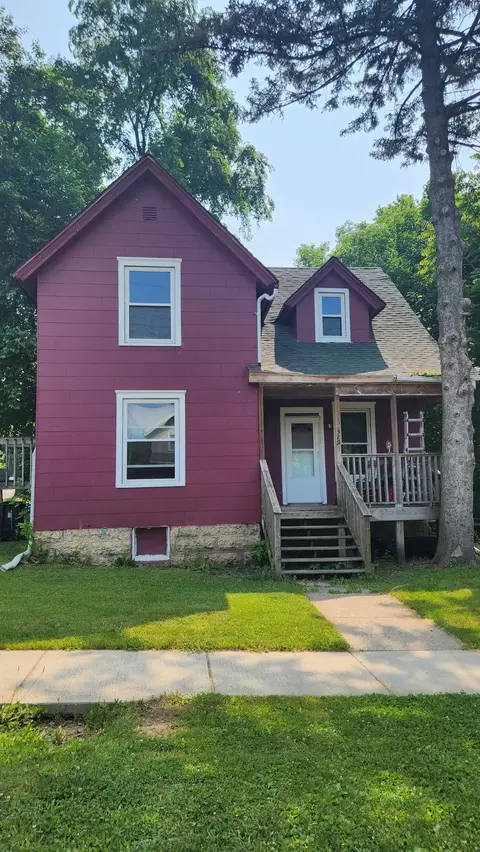 329 N Independence Ave, Rockford, IL 61101