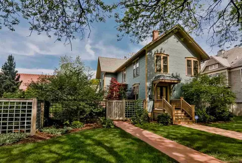 1126 N Church St, Rockford, IL 61103
