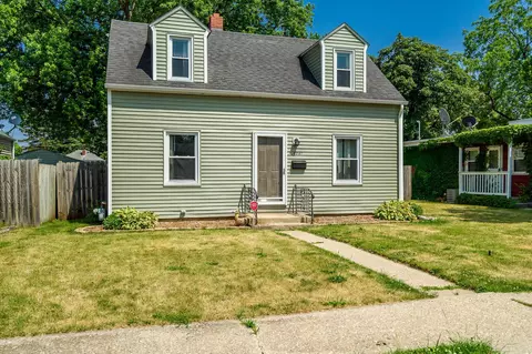 4921 Arlington, Loves Park, IL 61111