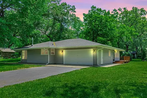 4380 Jennel Dr, Rockton, IL 61072