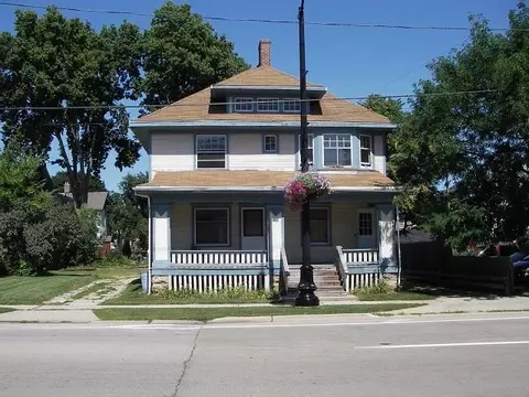 315-317 John St, Rockford, IL 61103