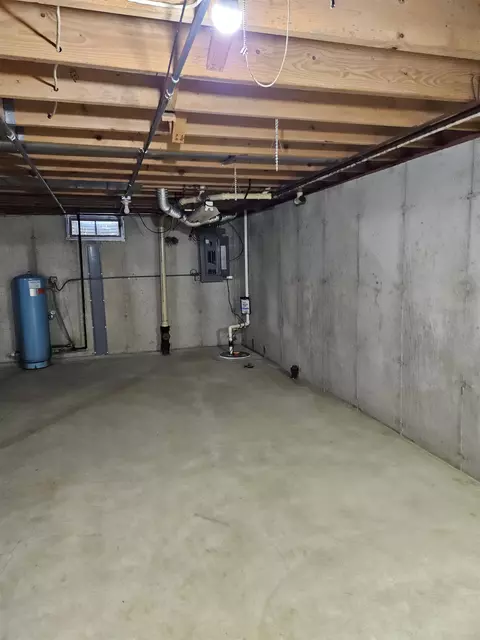 6957 Michelle Dr, Roscoe, IL 61073 photo 20