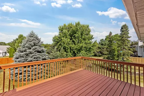 4709 Lindbloom Ln, Cherry Valley, IL 61016 photo 4