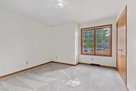 4709 Lindbloom Ln, Cherry Valley, IL 61016 photo 12