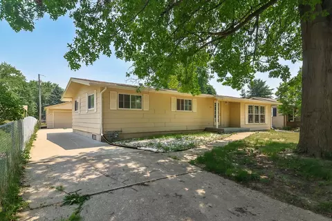 1934 Gershwin Dr, Janesville, WI 53545