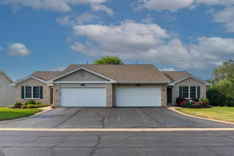 715 Aspland Dr, Rockton, IL 61072
