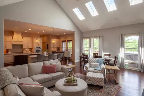 13317 Big Stone Cir, Roscoe, IL 61073 photo 5