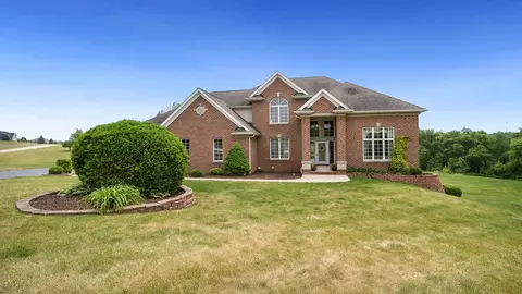 12743 Skyline Dr, Roscoe, IL 61073 photo 3
