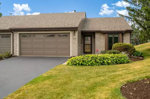 5801 Meadows Edge Close Close, Loves Park, IL 61111