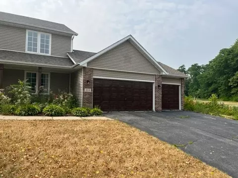559 Applemint Ln, Roscoe, IL 61073 photo 2