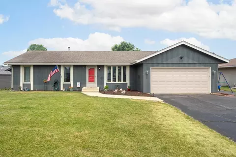 1012 Ashdown Pl, Machesney Park, IL 61115