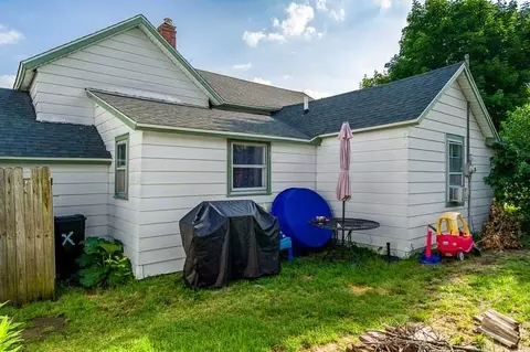 306 W 5th St, Pecatonica, IL 61063 photo 24