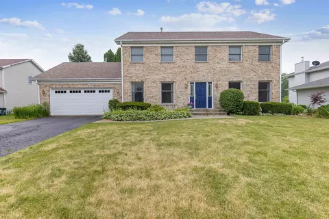 6855 Flower Hill Rd, Rockford, IL 61114