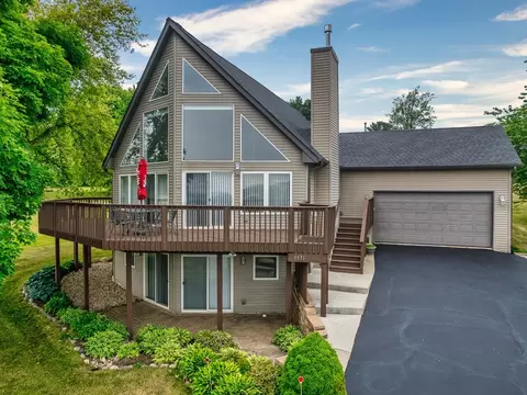 1571 Chadbourne, Lake Summerset, IL 61019
