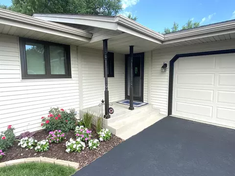 15828 E Timberlane Dr, Davis Junction, IL 61020 photo 3