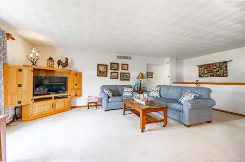 1406 Sentry Dr, Durand, IL 61024 photo 7