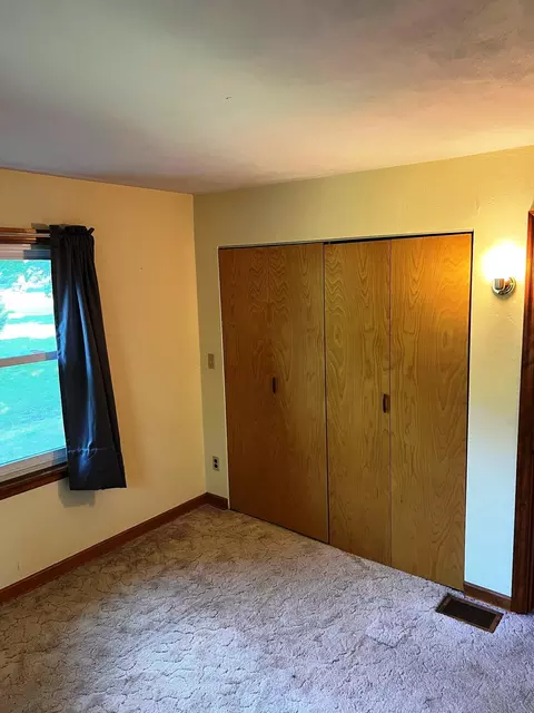 602 Maple St, Lena, IL 61048 photo 12