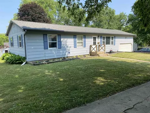 317 N Westwood Ave, Freeport, IL 61032