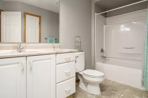 7373 Grace Dr, Roscoe, IL 61073 photo 38