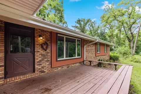 10444 Ray Dr, Roscoe, IL 61073 photo 5