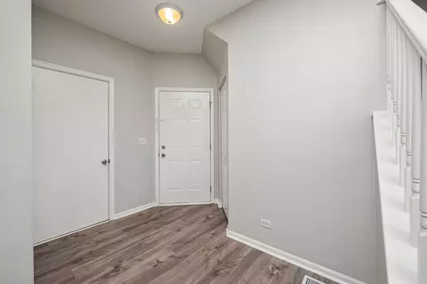 24138 Walnut Cir, Plainfield, IL 60585 photo 4