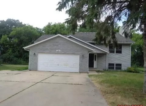 118 Galleon Dr, Poplar Grove, IL 61065