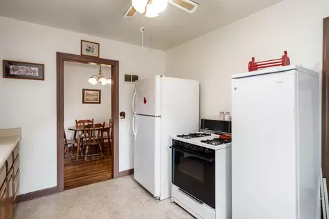 460 W 6th St, Pecatonica, IL 61063 photo 14