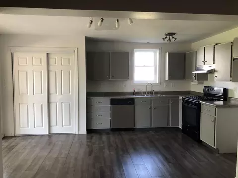 107 Newport Rd, Lake Summerset, IL 61019 photo 14