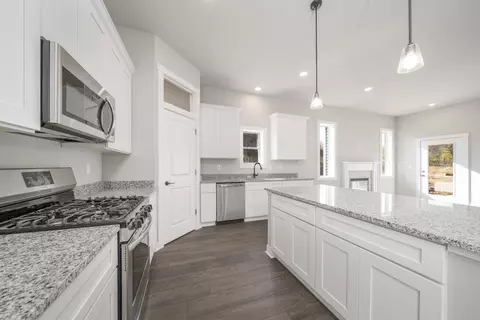 9796 Hagerman Ln, Roscoe, IL 61073 photo 7