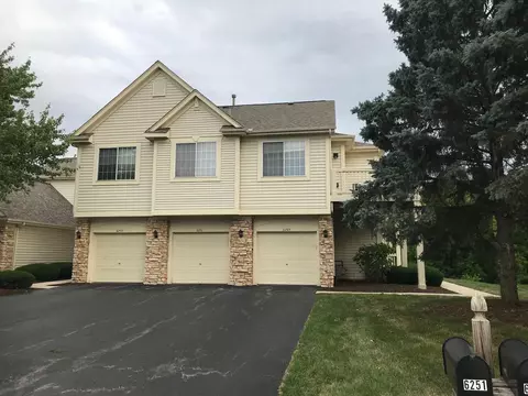 6249 Commonwealth Dr, Loves Park, IL 61111