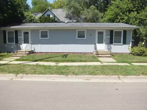 5304 Garden Plain Ave, Loves Park, IL 61111