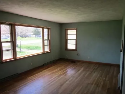 1134 W Main St, Thomson, IL 61285 photo 2