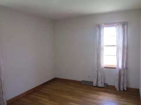 1134 W Main St, Thomson, IL 61285 photo 8
