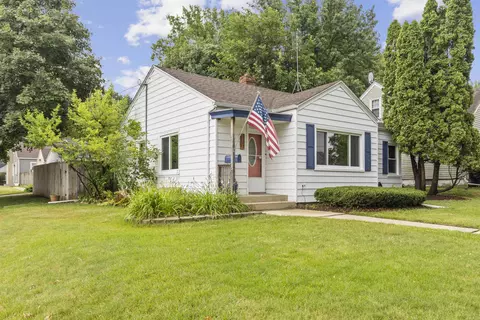 1304 29th St, Rockford, IL 61108