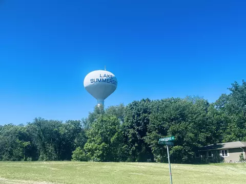 1094 Drexel, Lake Summerset, IL 61019 photo 16