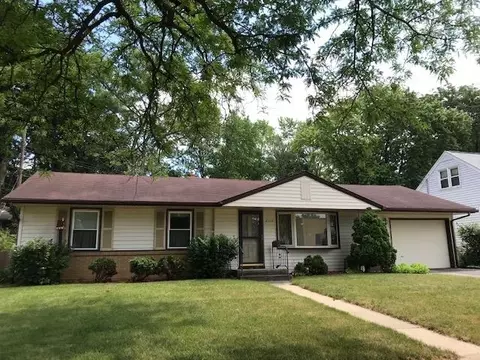 2312 Ohio Pkwy, Rockford, IL 61108