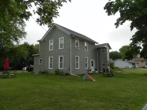 304 E South St, Durand, IL 61024 photo 3