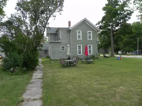 304 E South St, Durand, IL 61024 photo 2