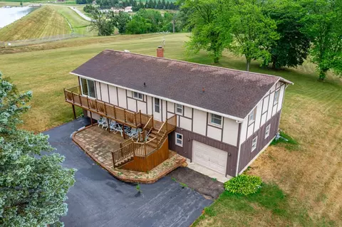 1722 Baintree Rd, Lake Summerset, IL 61019 photo 2