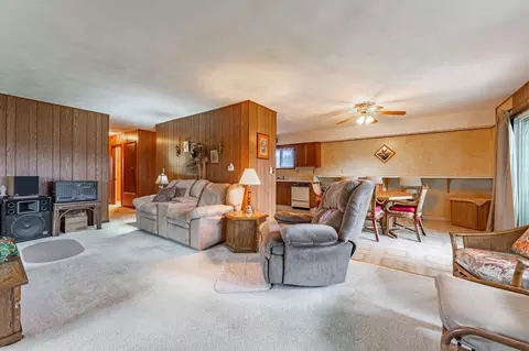 1722 Baintree Rd, Lake Summerset, IL 61019 photo 9