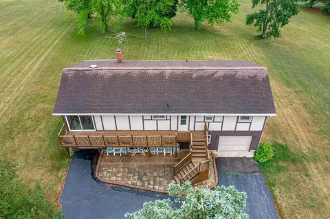 1722 Baintree Rd, Lake Summerset, IL 61019 photo 3