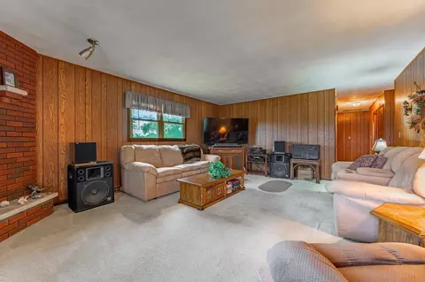 1722 Baintree Rd, Lake Summerset, IL 61019 photo 8